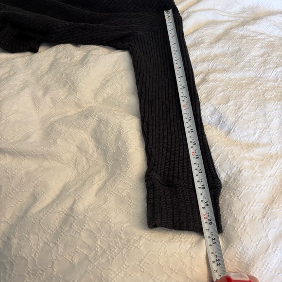 Everlane  Cozy Ribbed  Funnel Neck Sweater Black Size M  Organic Cotton Blend - Picture 14 of 14